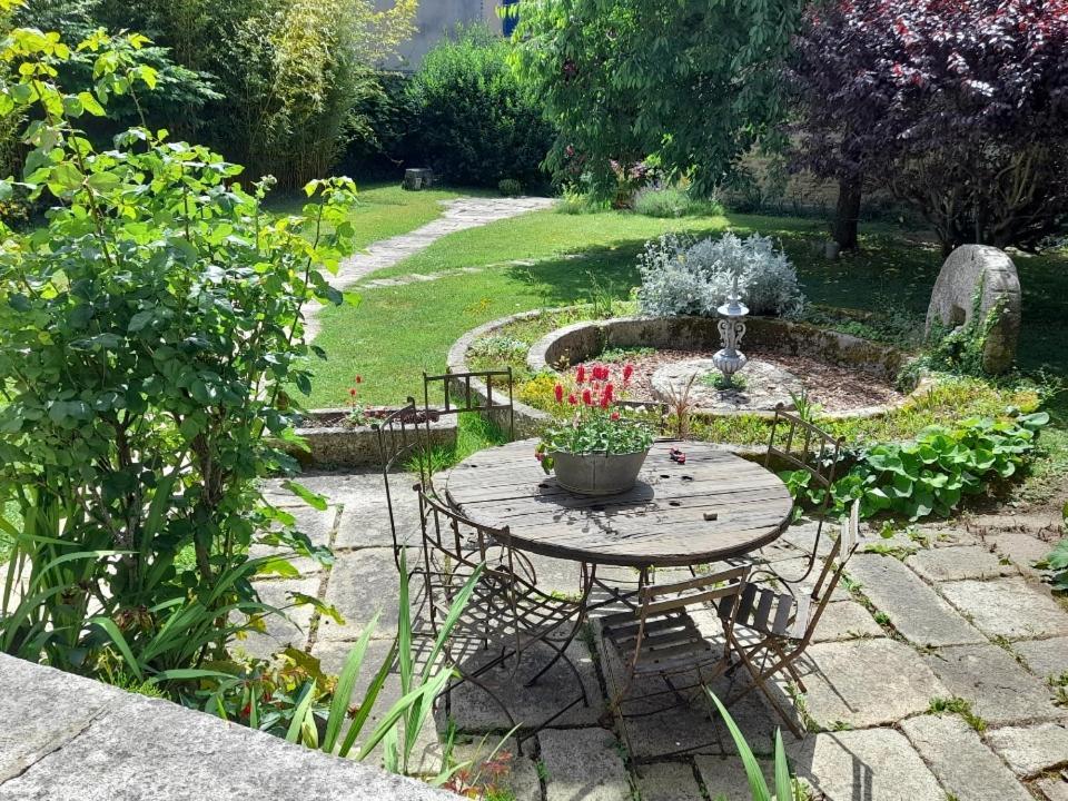 Suite Privative Terrasse Alençon Екстериор снимка